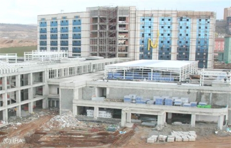 Bingöl Devlet Hastanesi 5 yıldır bitirilemedi!