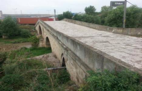 Dilderesi Köprüsü yok oluyor!
