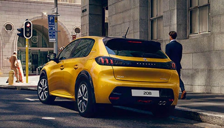 Peugeot 208, artık yüzde 15 daha az yakıt tüketiyor! Ekim e özel 0.99 faiz fırsatı başladı! İşte güncel fiyatlar...