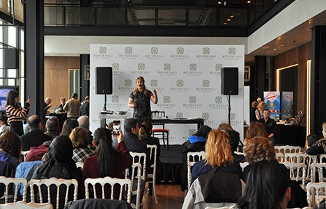 Büyükyalı’da Sahrap Soysal rüzgarı!