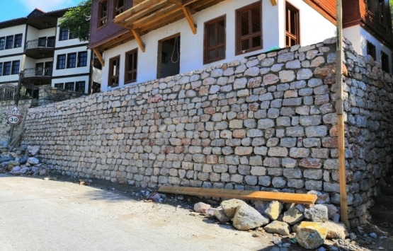 İzmit'deki tarihi yapılar restore ediliyor!