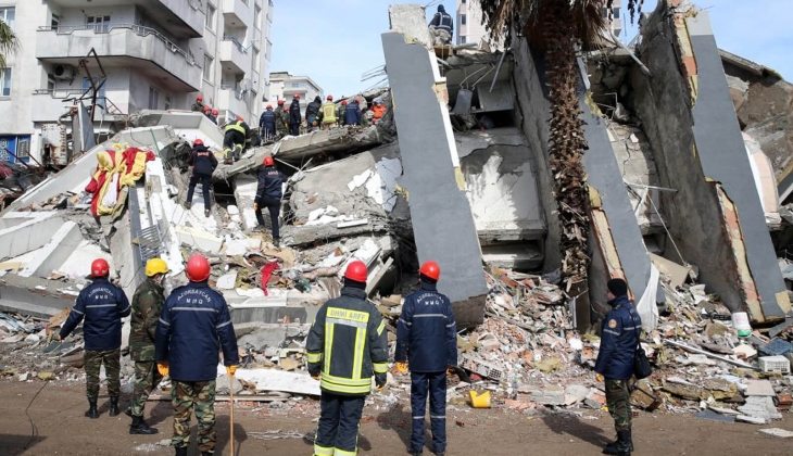 36 kişiye mezar olan Ezgi Apartmanı'nda 'delil karartma' iddiası! Vali izni olmadan yapılıyor...