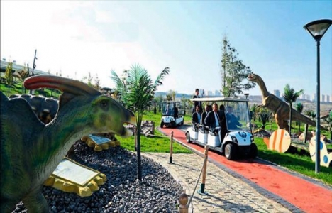 Abdülkadir Yüksel Yeşil Vadi'yi gezdi!