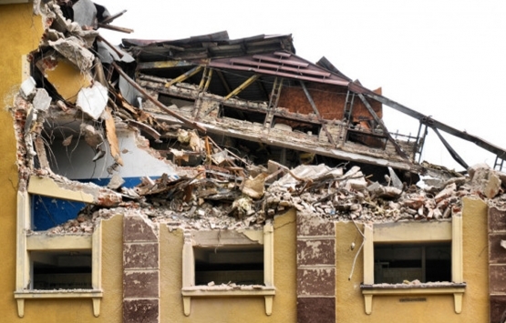 İnşaat mühendisleri deprem araştırması için İzmir'e gitti!