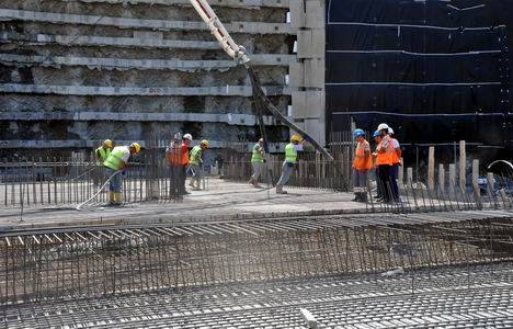 Vodafone Arena numaralı batı tribünü inşaatına başlandı!