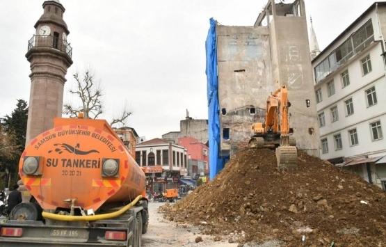 Samsun daki tarihi Taşhan ve Saathane Meydanı etrafındaki yapılar yıkılıyor!