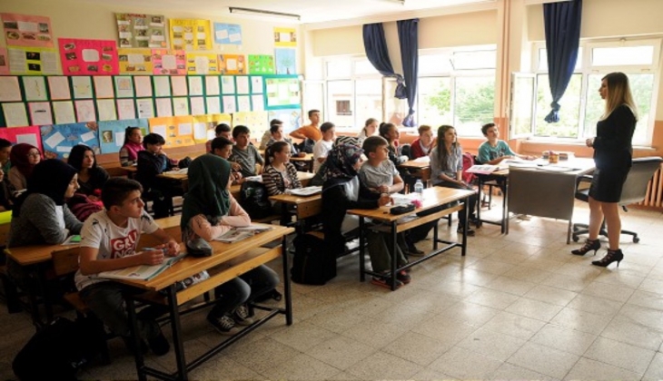 Okulların açılmasına saatler kala son dakika gelişmesi! İstanbul’da 93 okula tahliye kararı!