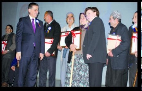 Fatma Gül Demet Sarı Hatay'da 152 kişiye tapu dağıttı!