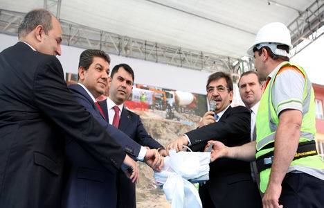 İdris Güllüce: Deprem kentsel dönüşümü teyit etti!