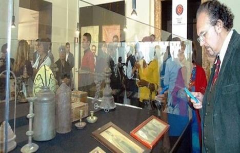 Türk Dünyası Tekke Objeleri sergisi Roma'da açıldı!