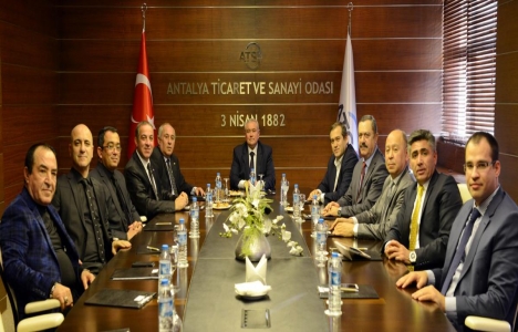 Davut Çetin:Antalya'nın ulaşım yatırımları yetersiz!