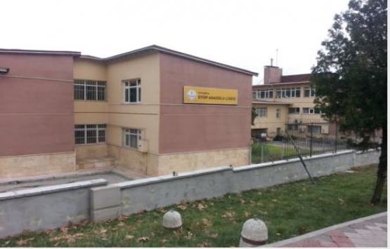 Eyüp Anadolu Lisesi yenilendi! 