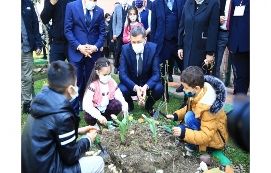 Düzce de inşaatı tamamlanan eğitim tesisleri açıldı!