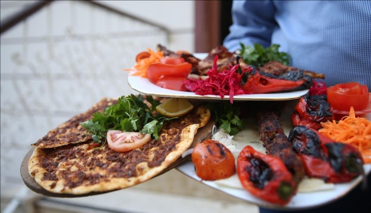 Dışarda yemek yemenin maliyeti yüzde 92 arttı! Fahiş fiyatlar yemek sektörünü de vurdu!