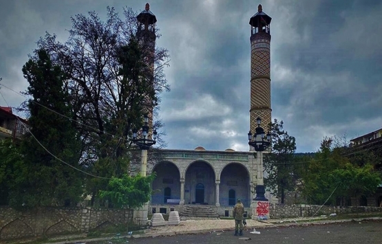 Azerbaycan Şuşa'da inşa edilecek okul binası için yer tespiti yapılacak! 