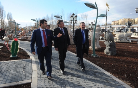 Melih Gökçek Lübliyana heyetine Ankapark'ı gezdirdi!