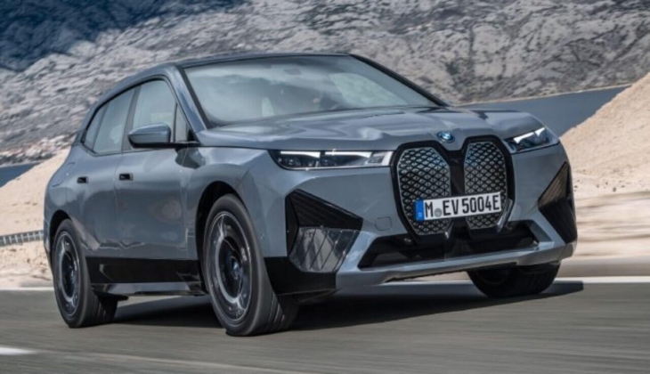 BMW İX in fiyatı Mart ayında fiyatı sabit kaldı! İşte 2023 Mart fiyat listesi