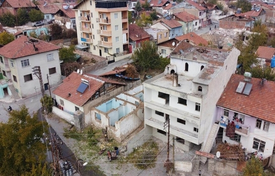 Elazığ Şehit Fevzi Mahallesi nde tahliyeler bitmek üzere! 
