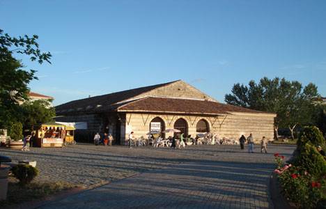 Vakıf yerlerinin 2014 yılı kiraları yüzde 100 ile yüzde 300 oranında arttı!