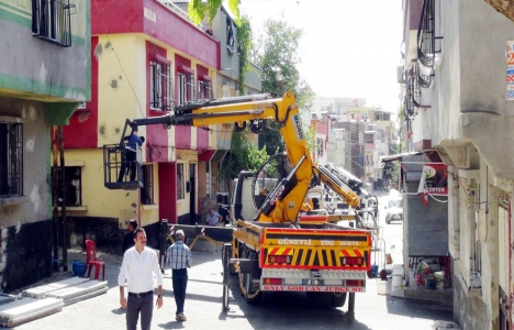 Gaziantep Beybahçe Mahallesi’nde zarar gören binalar onarılıyor!