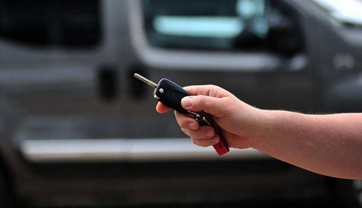 İkinci el araba almak isteyenlere kötü haber! Peş peşe açıklandı! Fiyatlar yüzde 4 arttı!