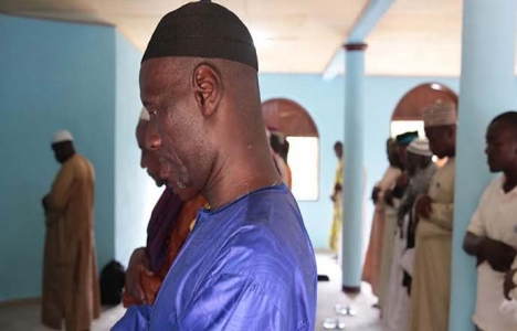 İnsani Yardım Vakfı, Kamerun'da cami yaptı!