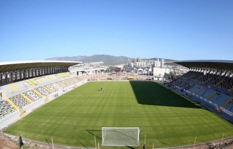 İzmir Doğanlar Stadı yeni sezona yetişecek!