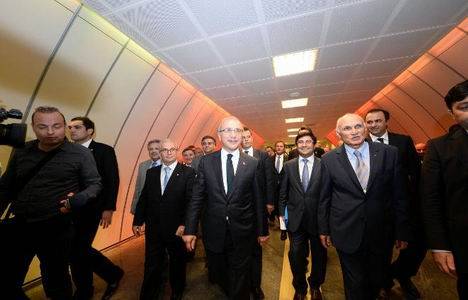 Boğaziçi Üniversitesi metro hattı gökkuşağı renklerine büründü!