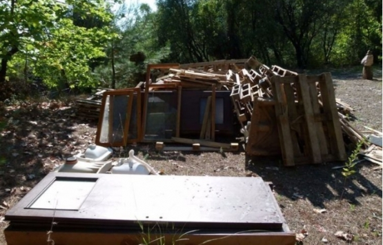 Bin 500 TL ye çamurdan ev yaptılar!