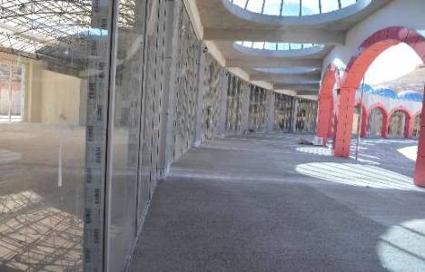 Mardin'in ilk otogarı açılış için Başbakan Erdoğan'ı bekliyor!