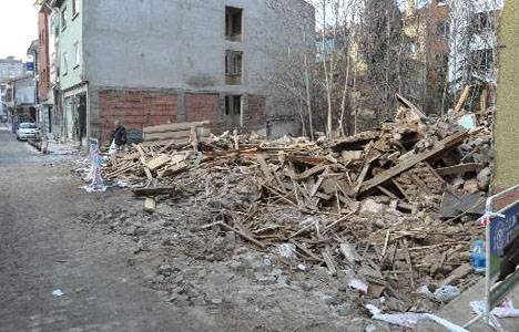 Odunpazarı'nda metruk bina yıkıldı!