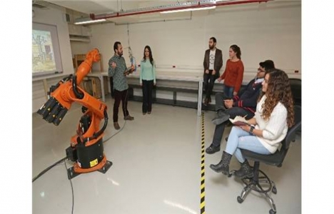 Robotic Crafts ile farklı biçimlerde yapılar inşa edilecek!