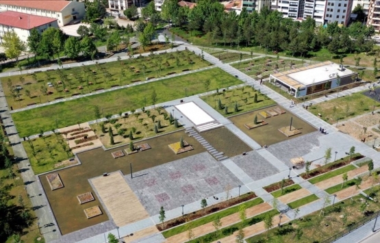 Elazığ'daki bombalanan emniyet binasının yerine yapılan millet bahçesi açılıyor!