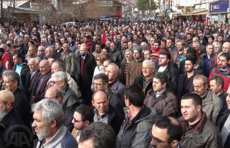 Yusufeli'de ev protestosu!