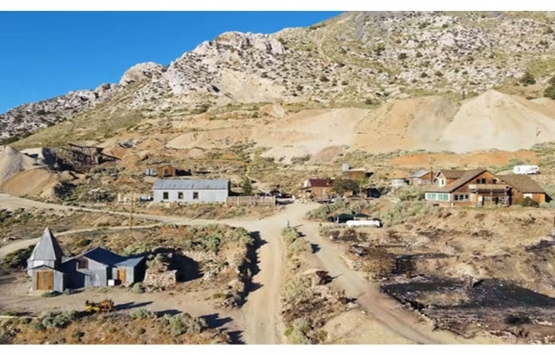 1.4 milyon dolara 'hayalet kasaba' satın aldı!