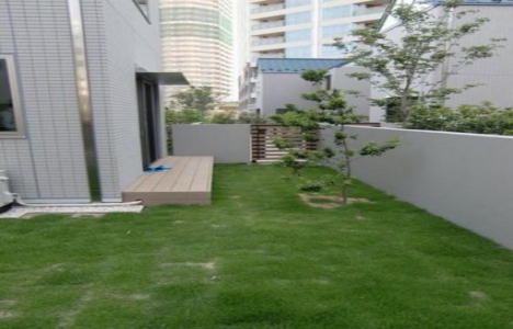 Tokyo da marketin çatısına 17 villa inşa edildi!