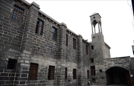 Sur Ermeni Katolik Kilisesi restore ediliyor!