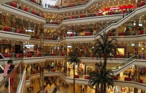 Yılbaşı tatilinde AVM'lerde yoğunluk yaşandı!