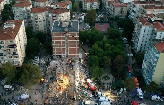 İzmir de depremzede konutları TBMM gündeminde!