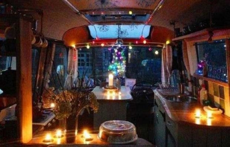 Eski otobüs 4 bin Sterlin e eve dönüştü!