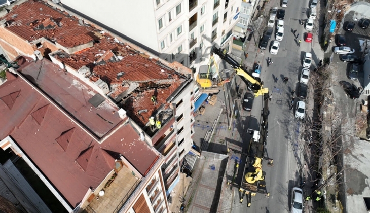 Bağcılar daki 8 katlı Uğurlu Apartmanı yıkılıyor! Görüntüsüyle sosyal medyada gündem olmuştu! 