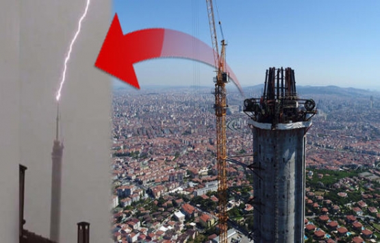 Küçük Çamlıca Televizyon Kulesi'ne yıldırım düştü!
