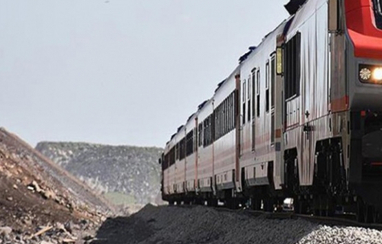 bakü tiflis kars demiryolu hattı