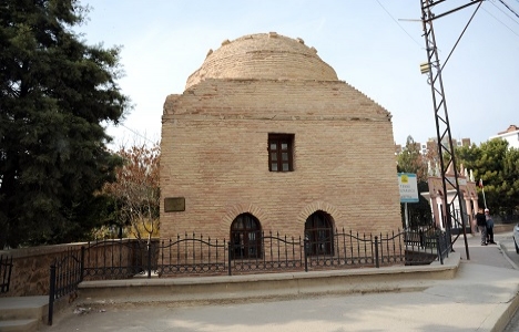 Konya'daki tarihi türbeler onarılıyor!