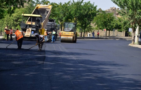Diyarbakır Sur'da asfalt çalışması başladı!