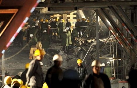 Çin'de tünel çöktü!