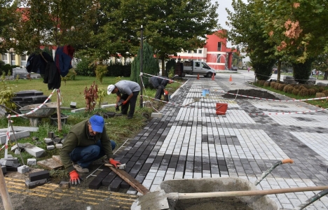 Düzce'nin kaldırımları yenileniyor!