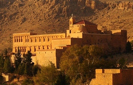 Mardin Deyrulzafaran Manastırı'na ait olan arazi iade edildi!