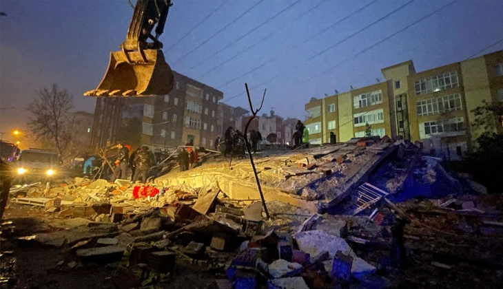 İstanbul daki binaların yüzde 70 i 1999 dan önce yapıldı: 7.5 şiddetli depremde 491 bin bina hasar görecek!