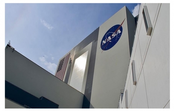 NASA Ay da arazi arayışına girdi!